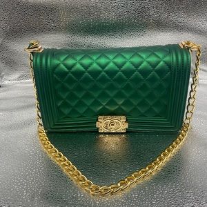 NWT Metallic Green Quilted Gold Chain| Strap Shoulder Jelly Bag